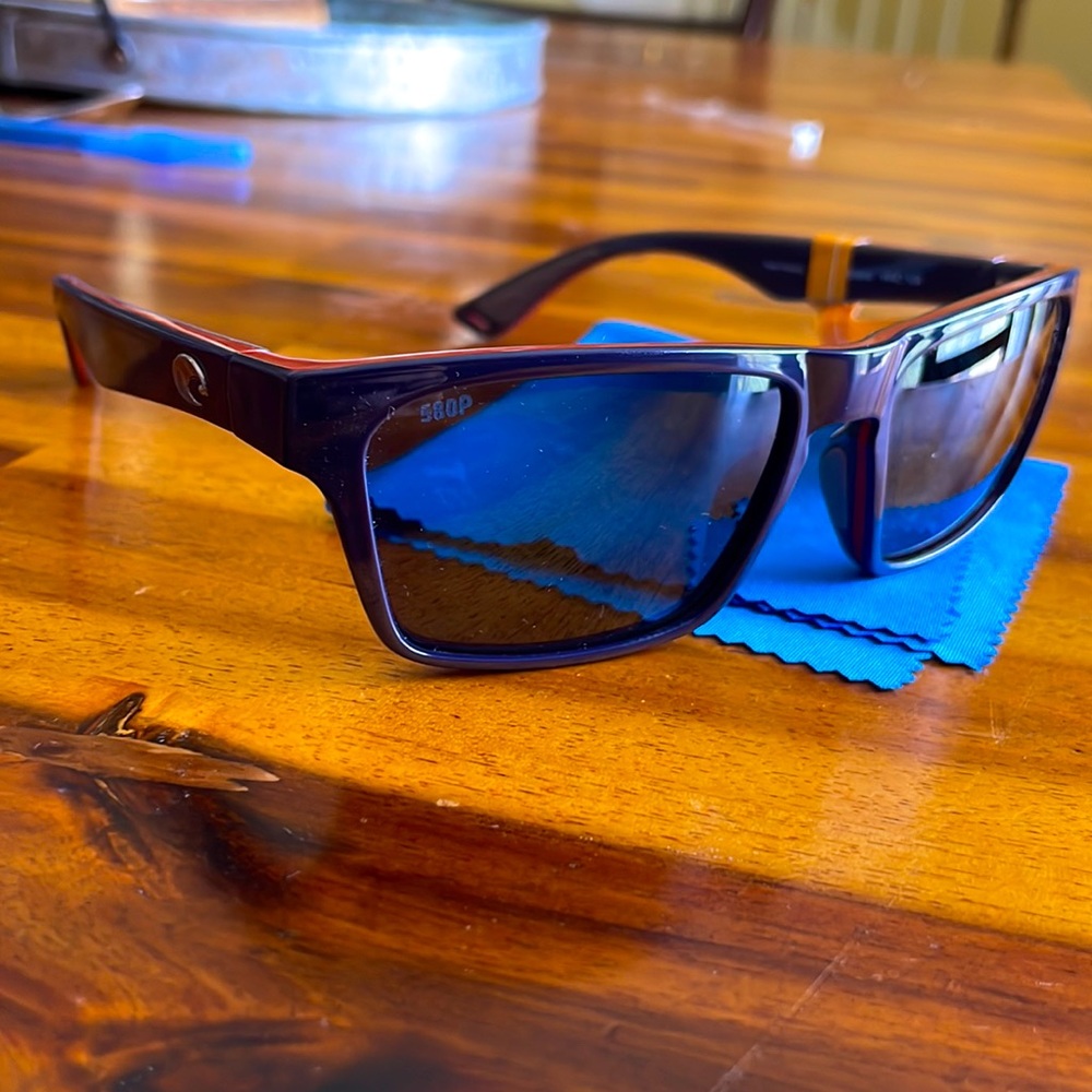 NWT - Costa Himano 580P Sunglasses - Like new, no case though